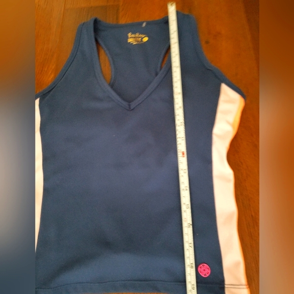 NWT Lilly Pulitzer Luxletic Vanti Bra Tank Top Oyster Bay Navy Size Small UPF 50 - Picture 9 of 14